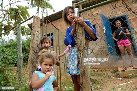 brazil poverty photos and premium high res pictures getty images