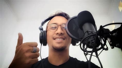 Voiceover Talent English Indonesian Spanish