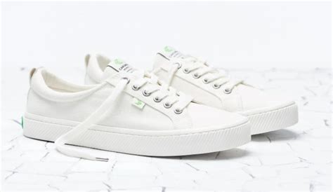 24 Best White Sneakers For Men Comfortable Leather Sneakers For Guys