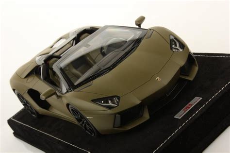 Lamborghini Aventador Lp 700 4 Roadster Military Green Matt 118 Die