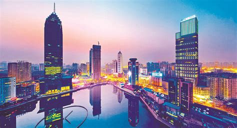There's a war on for your mind! Wuhan City Images