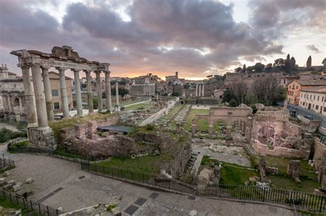 Il Centro Di Roma Antica I Fori Il Palatino E Il Colosseo Archeoroad