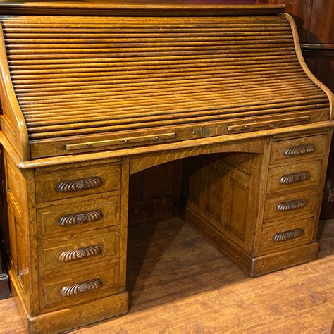 Stunning Early 20th Century Edwardian Roll Top Oak Desk Antique Desks