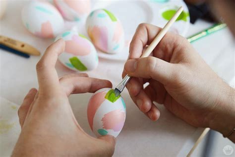 2018 Easter Egg Decorating Ideas From Designers And Illustrators