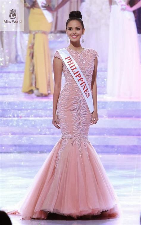 Miss world, megan young and other contestants attend a photocall for miss world 2014 on november 25, 2014 in london, england. Manila Shopper: Megan Young Crowned Miss World 2013!
