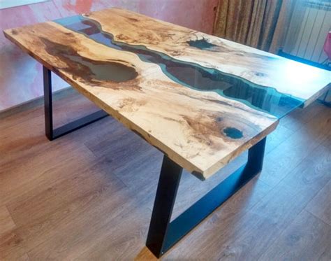 When the slab came in it was almost 12′ long x 5′ wide. 22 Unique River Tables to Beautify Your Living Room