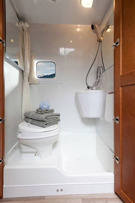 What Is The Difference Between A Wet Bath And A Dry Bath Rv Select