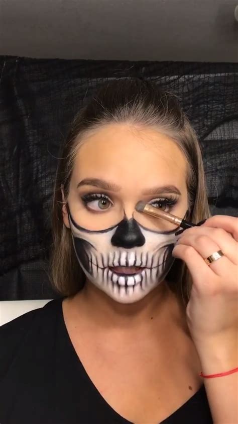 Pin De Taylor Cassidy En Halloween Costumes Ideas De Maquillaje De Halloween Maquillaje De