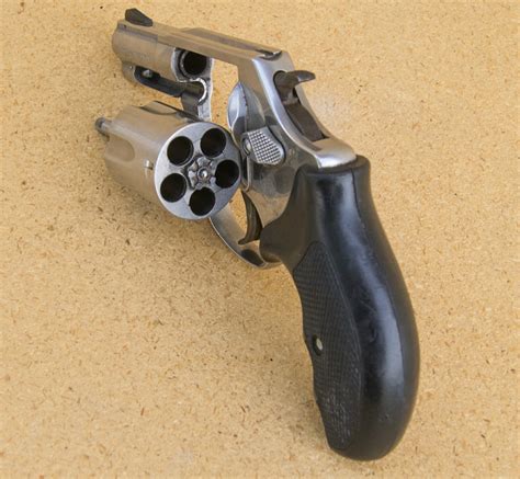 Smith And Wesson Model 60 9 Chief S Special Magnum Da Revolver 357