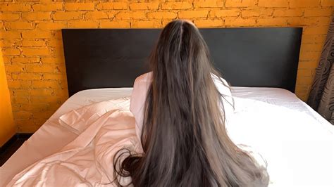 Extremely Hair Play On The Bed Exclusive Video 14 Min 022mila