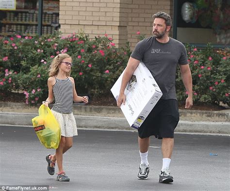 Ben Affleck Takes Daughter Violet To Pick Up Supplies For