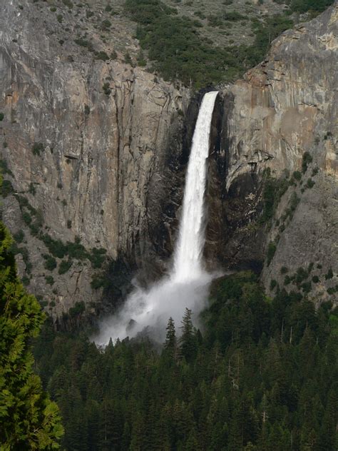 Chute Du Voile De La Mariée Vallée De Yosemite Wikiwand