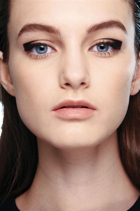 try these next time you re going for a sexy statement eye makeup trends beauty trends makeup