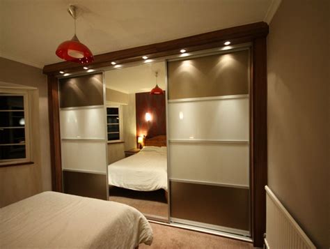 Our team of experts has been working to design and install unique designer fitted wardrobes for people all over the uk for over 30 years. Fitted Sliding Wardrobes UK for Notable Storage Solution