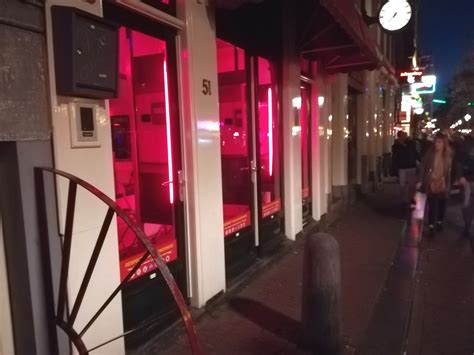 What Happens In The Amsterdam Red Light District And How To Get There