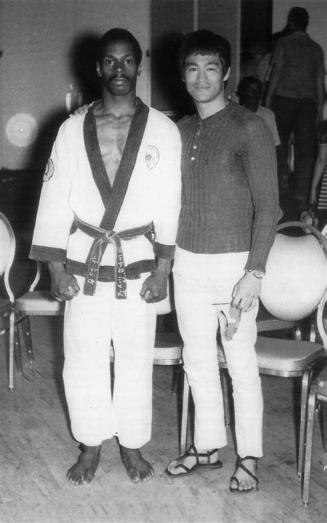 Brucelee #easportsufc #thebruceleeufc bruce lee has accepted another challenge, who wins? Rare Photos of Bruce Lee | LikeShareTweet