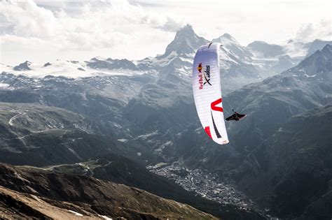 Klingt verrückt, ist es wohl auch. Ledlenser erneut Partner der Red Bull X-Alps | soq.de