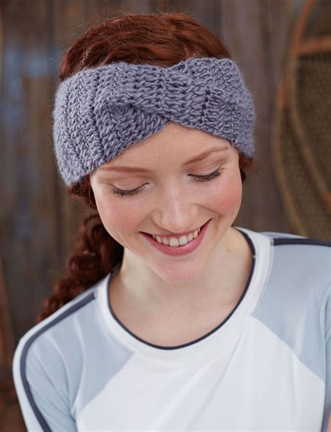 Twisted Step Sister Patterns Yarnspirations Crochet Headband