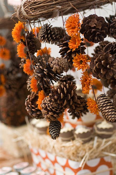 There is something warm and charming about natural elements used to create a festive display. 30+ Festive DIY Pine Cone Decorating Ideas - Hative