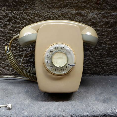 Pin En Teléfonos Antiguos