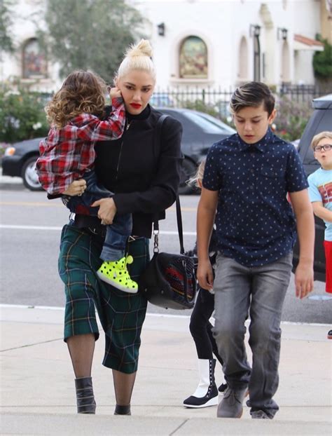Gwen stefani shared a photo of her oldest son, kingston rossdale, with her more than 10 million instagram followers on tuesday, in celebration of the teenager's birthday. Gwen Stefani Heads to Church With Sons | Celeb Baby Laundry