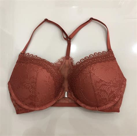 Victorias Secret Very Sexy Front Close Push Up Bra Women S Fashion