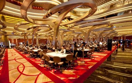 There are more than 80 restaurants, offering local and international cuisines, both in the hotel itself and the larger marina bay sands complex. Marina Bay Sands Casino, Singapore | Ticket Price ...