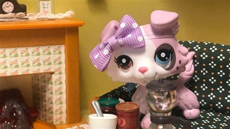 Our grandchildren love the calico critters in all their forms but this living room set leaves unlimited potential. Unboxing and review ~| calico critters deluxe living room ...