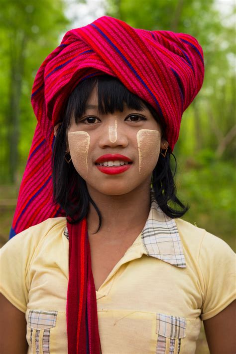 Shan Tribe Girl Inle Lake Burma Myanmar Burma Is An Et Flickr