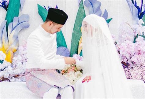 Khairul recently played as a defender and midfielder for selangor fa. Elfira Loy, Faris Khairul Anuar Selamat Bergelar Suami Isteri