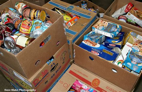 Unfortunately, food stamps only average out to about $1.40 per person, per meal. Hunger 101 AZ: Nearly 400,000 Emergency Food Boxes
