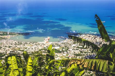 Die dominikanische republik (spanisch república dominicana) ist ein auf der insel hispaniola der großen antillen zwischen dem atlantik und der karibik gelegener inselstaat. Dominikanische Republik Tipps für euren Urlaub ...