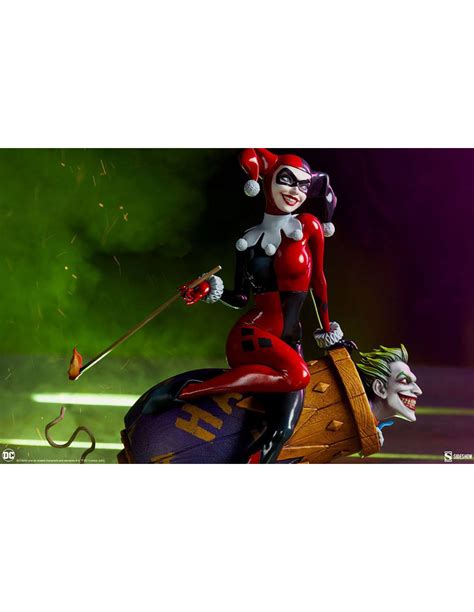 Comprar DC Comics Diorama Harley Quinn and The Joker cm Mil Comics Tienda de cómics y