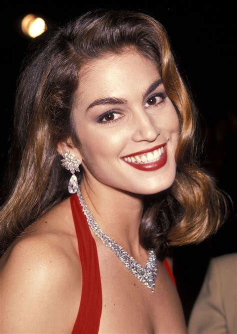 Best From The Past Cindy Crawford At 2nd Annual Revlon S Unforgettable