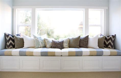 20 Collection Of Bay Window Sofas
