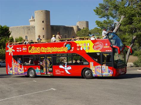 Le presentamos una espectacular planta baja de 85 m m2 de terrazas, con acceso propio piso en ponent, palma de mallorca. Hop on hop off Palma Mallorca