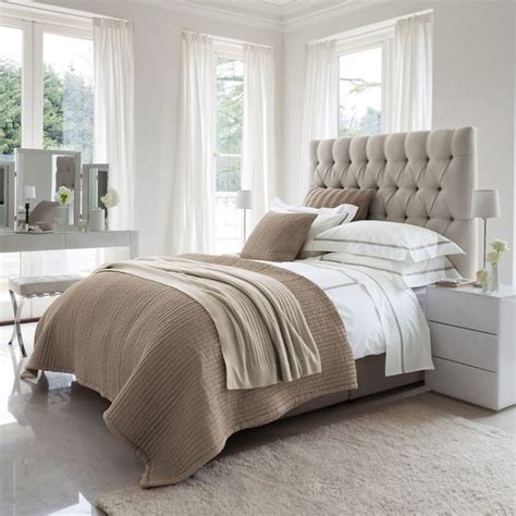 What Color Bedding Goes With Taupe Walls Bedding Design Ideas