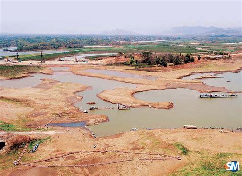 Maybe you would like to learn more about one of these? Sedimentasi - Pengertian, Penyebab, Proses, Jenis Endapan ...