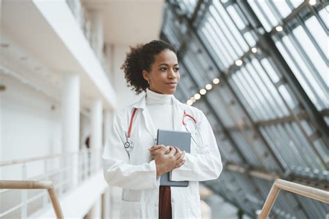 Women Doctors Are Finally Starting To Earn Almost As Much As Men—but It