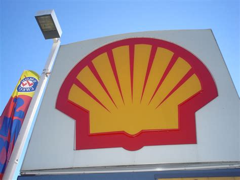 Belmont Police Arrest Gas Attendant for Credit Card Fraud | Belmont, MA