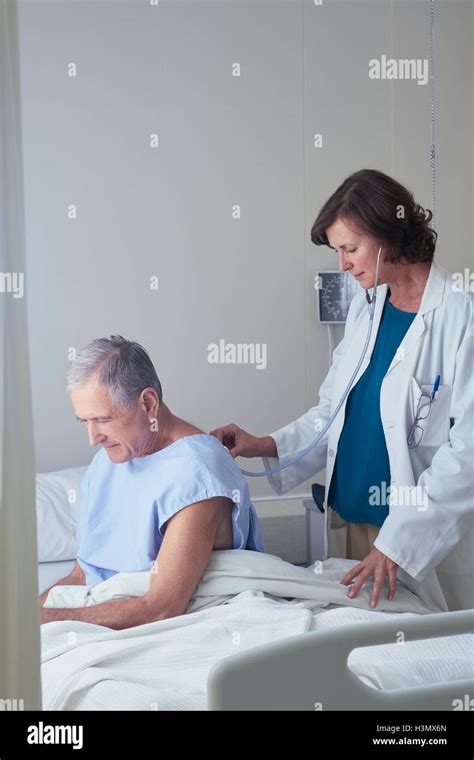 Female Doctor And Male Hi Res Stock Photography And Images Alamy