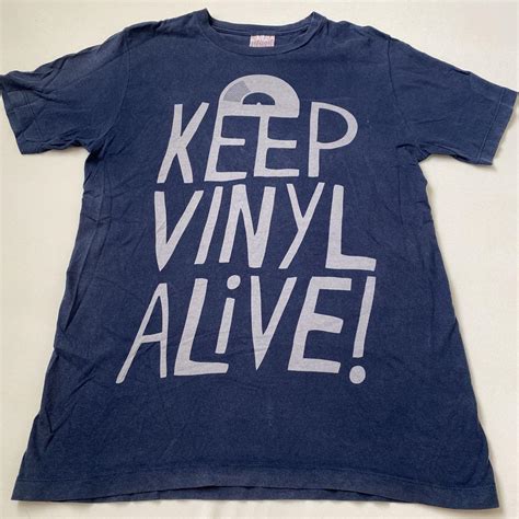 Ubiquity Keep Vinyl Alive Tシャツ ネイビー メルカリ