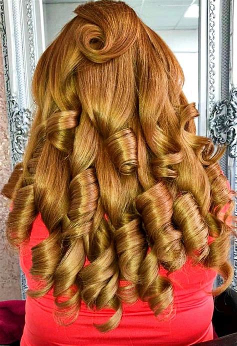 pin by mark mcnabb on love the red in 2022 curls for long hair medium hair styles long hair