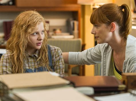 Chloe Moretz And Judy Greer From Carrie Movie Pics E News