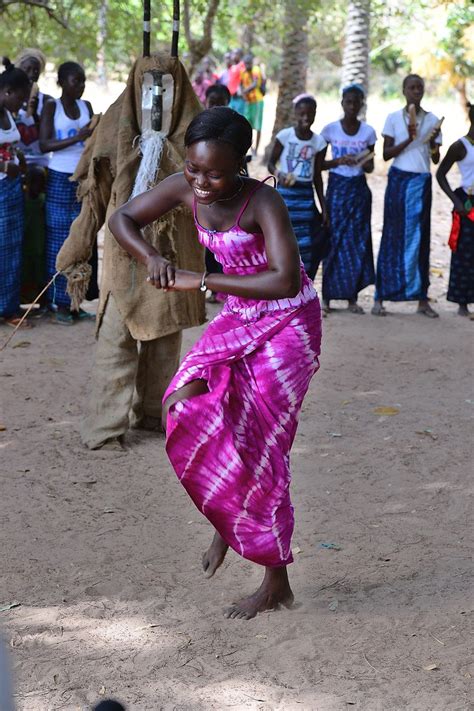 Dances In Casamance Senegal By Phil Kidd Transafricabi Flickr