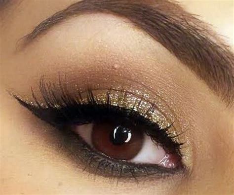 5 Tips De Maquillaje Para Mujeres De Ojos Color Café Actitudfem