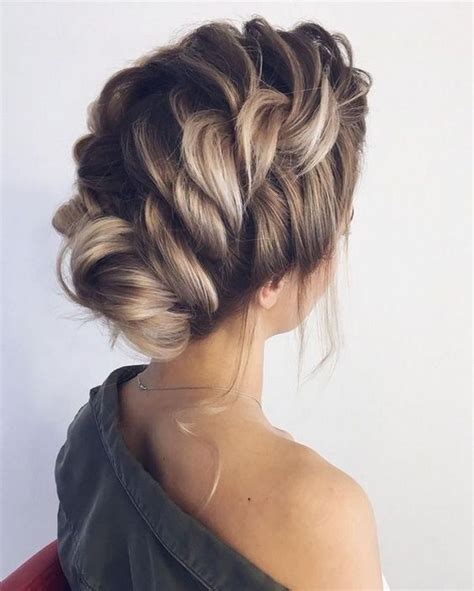 54 Top Christmas Party Hairstyles Soflyme