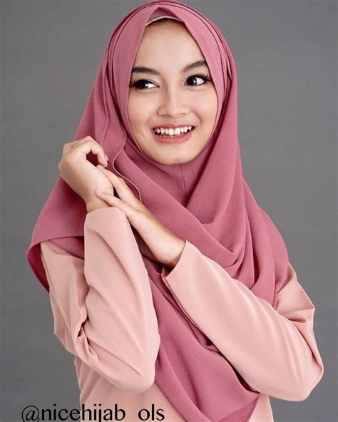 hanya 65 69ribuan hijab di nicehijab ols cukup 1 kali slup ga perlu pentul peniti warnanya