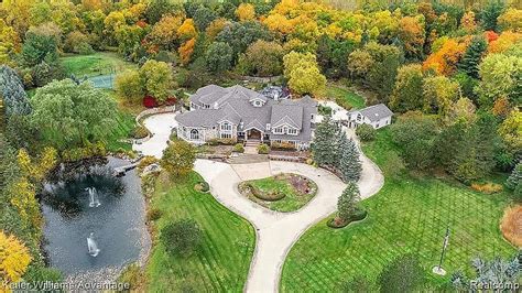 Eminems Michigan Mansion Is For Sale Take A Look Inside