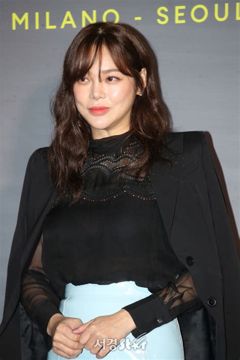 She participated in produce 101. 박시연 - I7zgnd3cea3btm / Park shi yeon (born park mi seon) is a south korean ...
